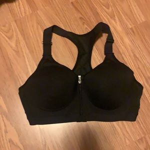 VS black sports bra 38 C